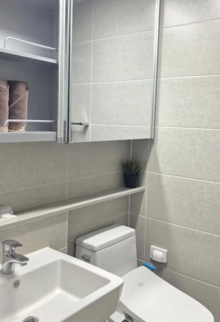 Songdo Sensory Stay # Couple Trip # View Restaurant # Free Parking # Hotel Bedding # Netflix 인천 대한민국