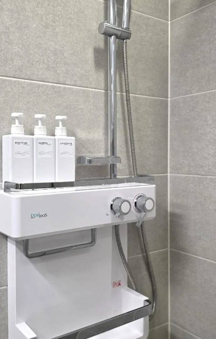 아파트 Songdo Sensory Stay # Couple Trip # View Restaurant # Free Parking # Hotel Bedding # Netflix 인천